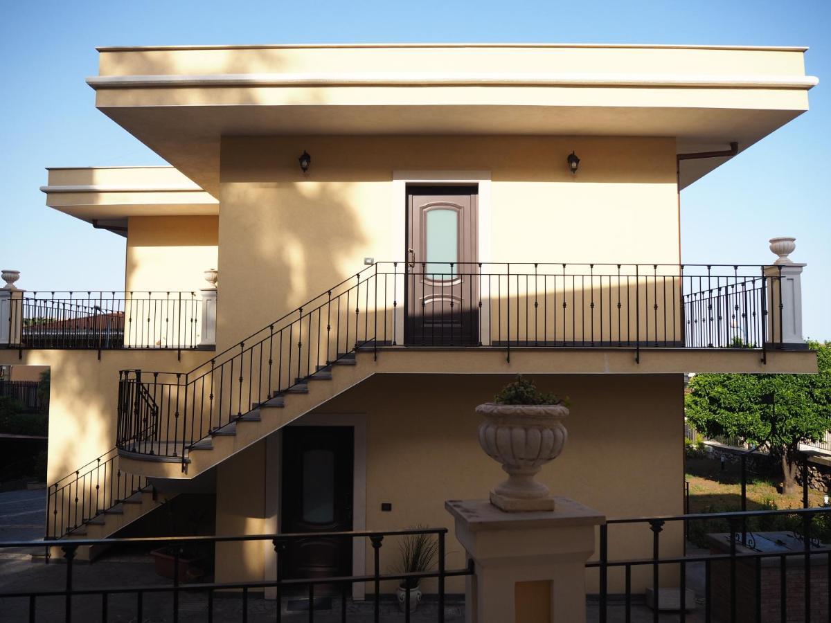 Viaggio In Sicilia B&B กราวินา ดิ กาตาเนีย ภายนอก รูปภาพ