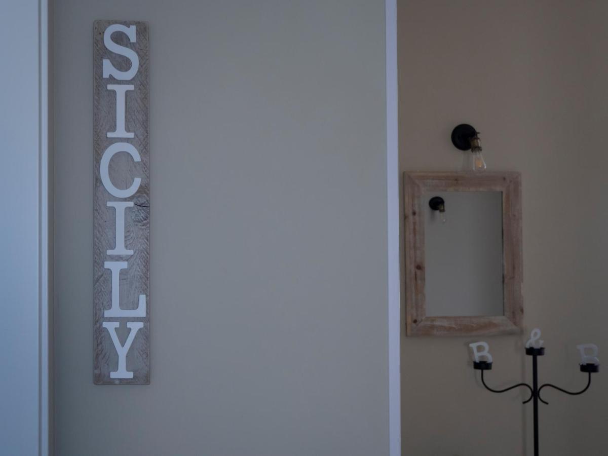 Viaggio In Sicilia B&B กราวินา ดิ กาตาเนีย ภายนอก รูปภาพ