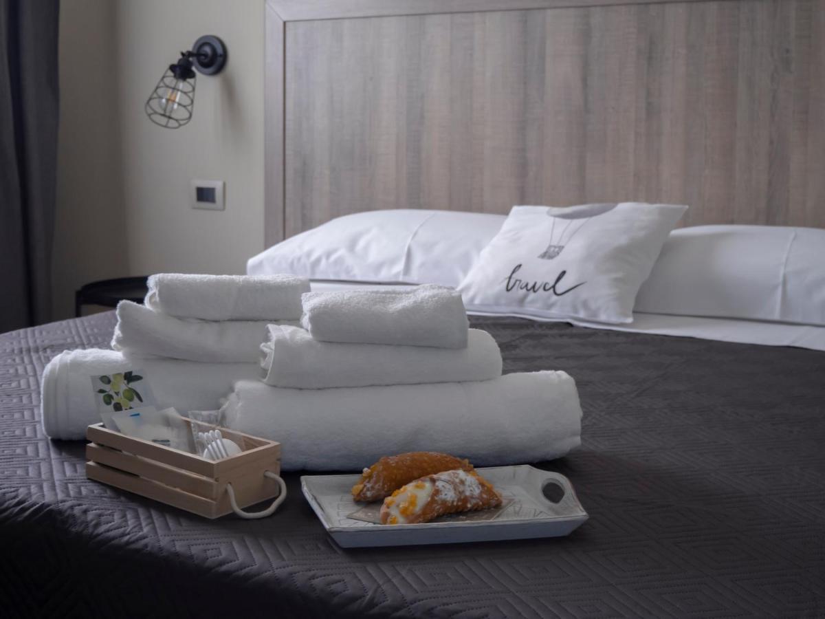 Viaggio In Sicilia B&B กราวินา ดิ กาตาเนีย ภายนอก รูปภาพ